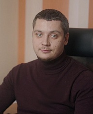 Maxim Y. Salik 